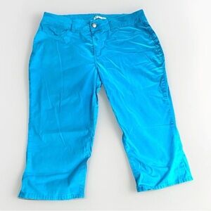 Riders By Lee Pants Women’s 16M Bright Blue Capri Mid Rise Casual Comfort